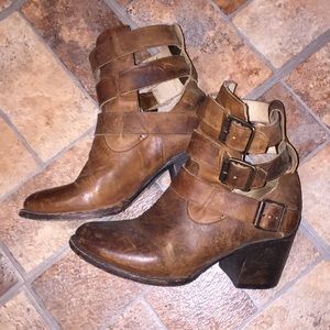 Awesome Freebird leather booties